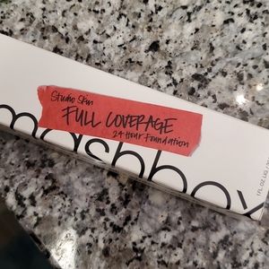 NIB Smashbox Studio Skin Foundation 2.18